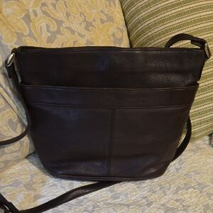 A Giannetti Elegant Brown Leather Womens Bag